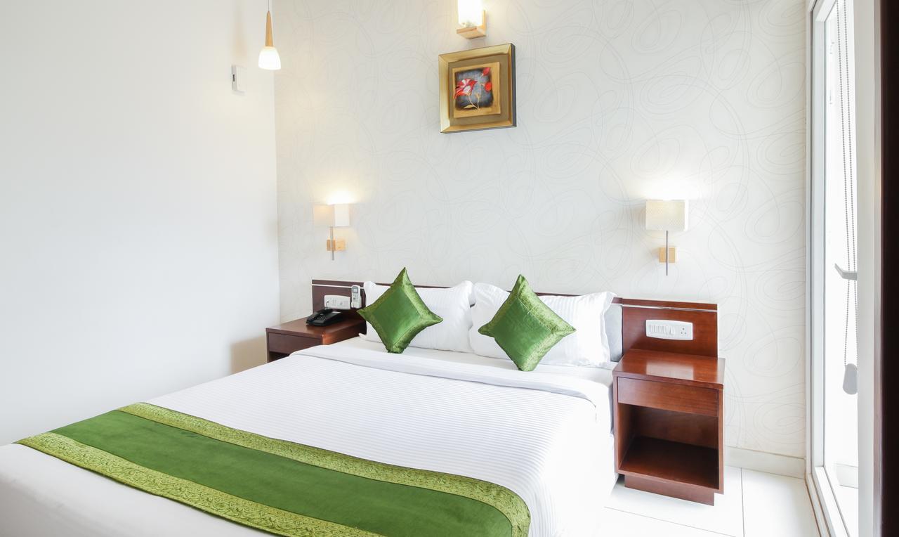 Maharaja Inn Чикмагалур Экстерьер фото